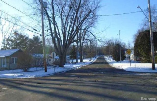 802 Woodlawn Avenue, Owosso, MI 48867