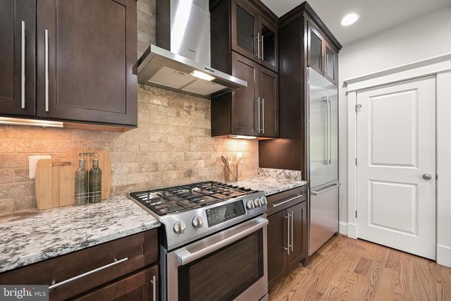 5123 25TH RD N, Arlington, VA 22207