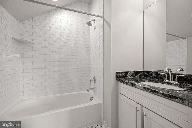 5123 25TH RD N, Arlington, VA 22207