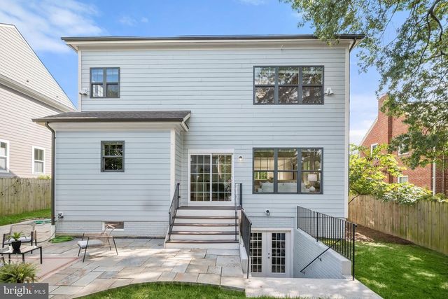 5123 25TH RD N, Arlington, VA 22207