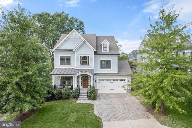 5123 25TH RD N, Arlington, VA 22207