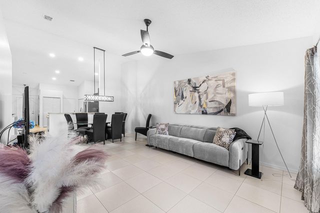 9463 Swansea Lane, West Palm Beach, FL 33411