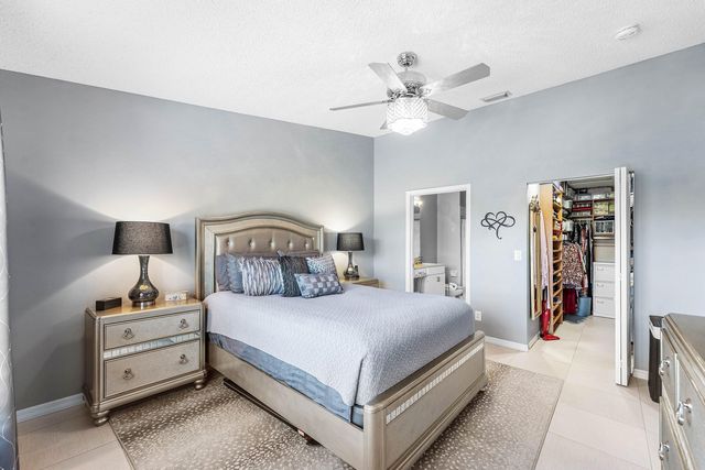 9463 Swansea Lane, West Palm Beach, FL 33411