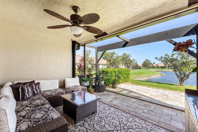 9463 Swansea Lane, West Palm Beach, FL 33411