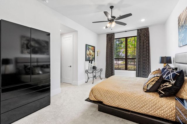 203 S Empress Green Place, Montgomery, TX 77316