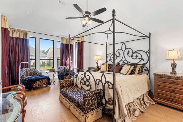 203 S Empress Green Place, Montgomery, TX 77316