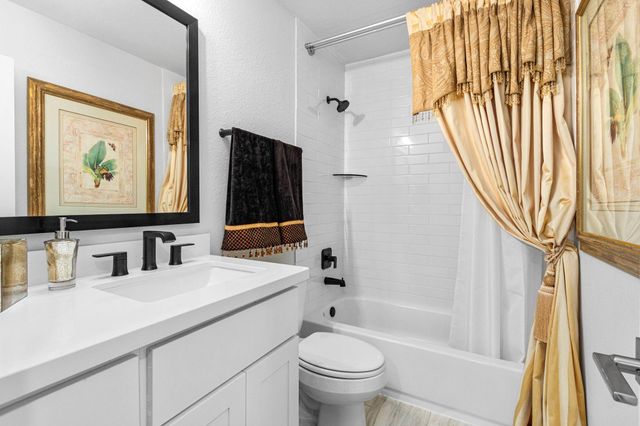 203 S Empress Green Place, Montgomery, TX 77316