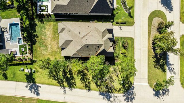 203 S Empress Green Place, Montgomery, TX 77316