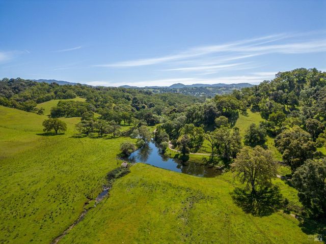 14495 Old River Rd, Hopland, CA 95449