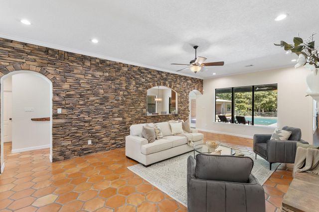 27807 Live Oak View Court, Huffman, TX 77336