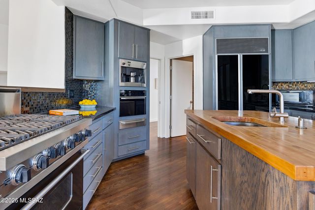 6321 N Via Acacia, Tucson, AZ 85718