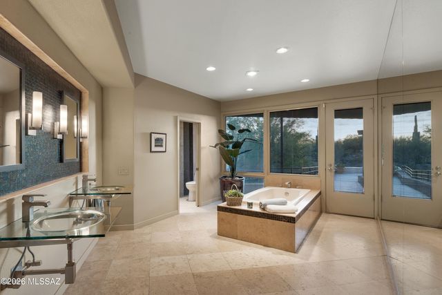 6321 N Via Acacia, Tucson, AZ 85718