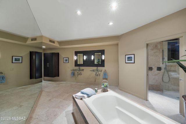 6321 N Via Acacia, Tucson, AZ 85718