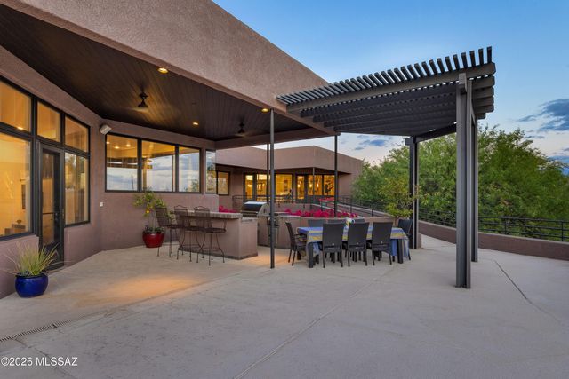 6321 N Via Acacia, Tucson, AZ 85718