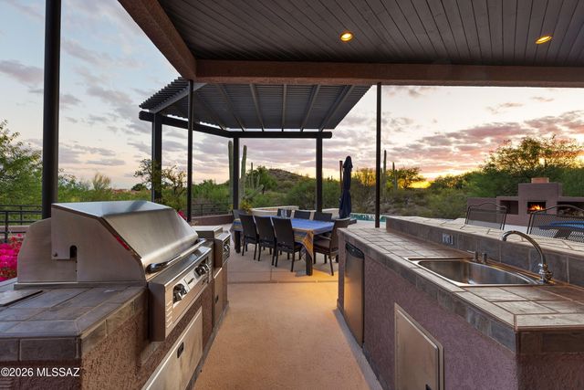 6321 N Via Acacia, Tucson, AZ 85718