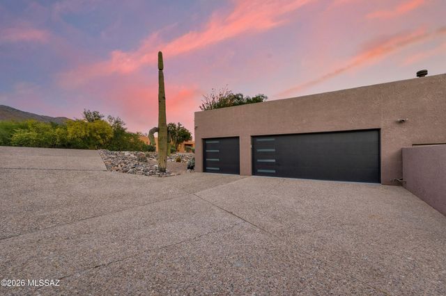6321 N Via Acacia, Tucson, AZ 85718