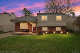 33984 Little Mack Avenue, Clinton Charter Township, MI 48035