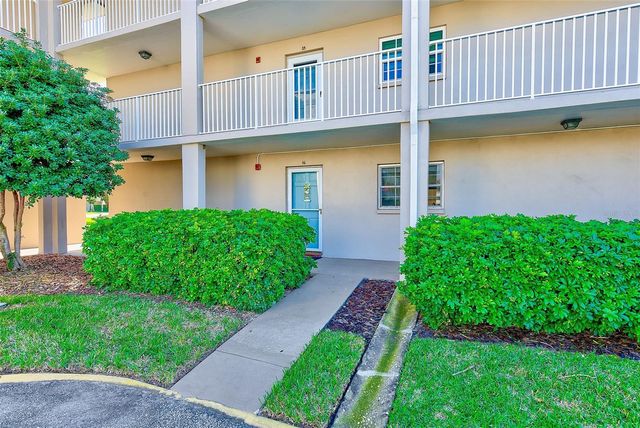 10215 REGAL DRIVE 16, Largo, FL 33774