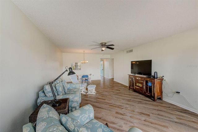 10215 REGAL DRIVE 16, Largo, FL 33774