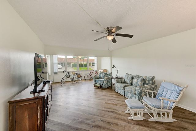 10215 REGAL DRIVE 16, Largo, FL 33774