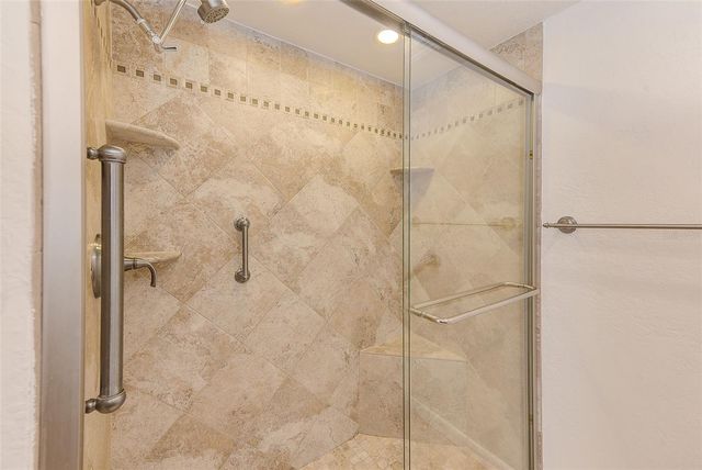 10215 REGAL DRIVE 16, Largo, FL 33774