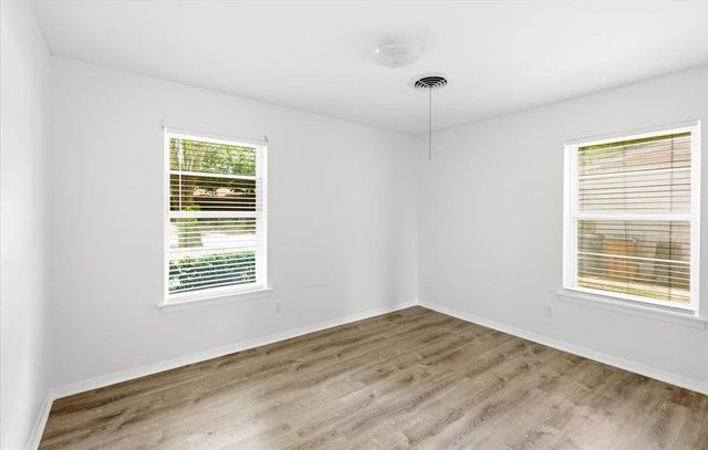 3211 John Campbells TRL, Austin, TX 78735