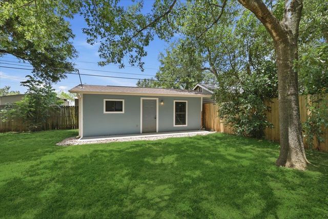 3211 John Campbells TRL, Austin, TX 78735