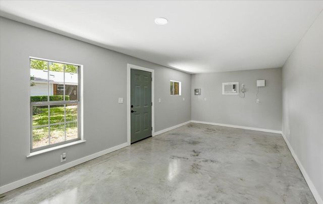 3211 John Campbells TRL, Austin, TX 78735