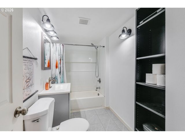 1165 CROSS St, Salem, OR 97302