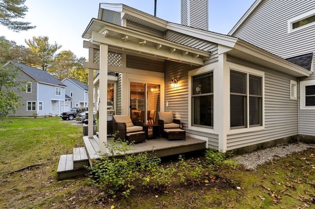 16 Holly Ct 16, Rockland, MA 02370