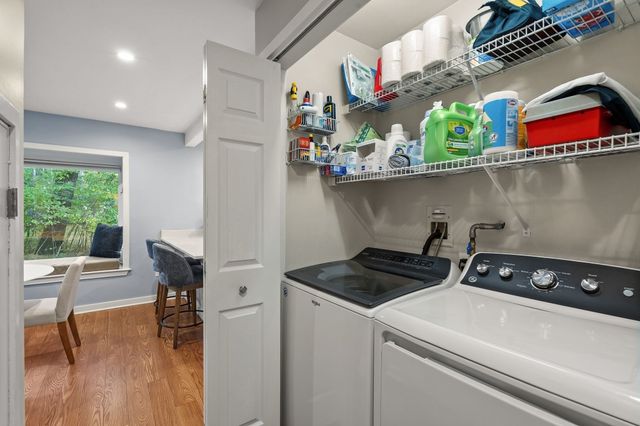 16 Holly Ct 16, Rockland, MA 02370