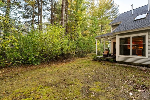 16 Holly Ct 16, Rockland, MA 02370
