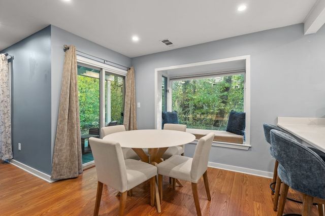 16 Holly Ct 16, Rockland, MA 02370
