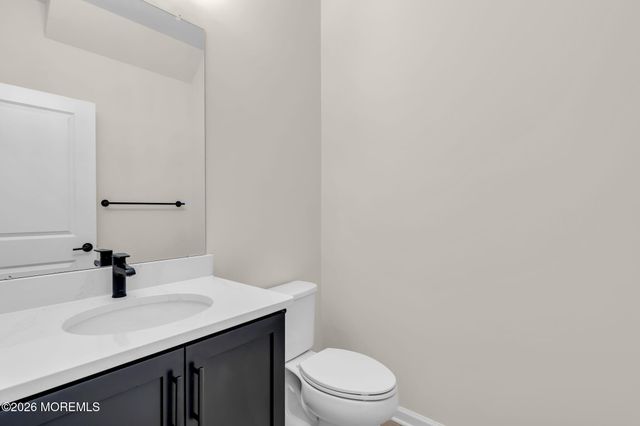 4 Chapel Lane, Wall, NJ 07753