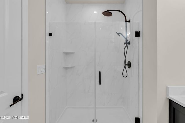 4 Chapel Lane, Wall, NJ 07753