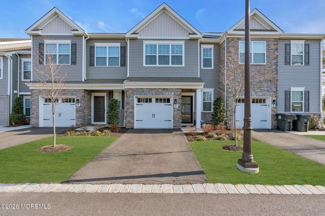 4 Chapel Lane, Wall, NJ 07753