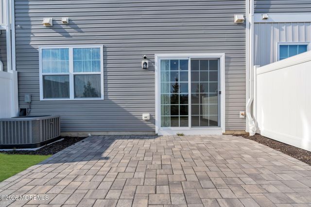 4 Chapel Lane, Wall, NJ 07753