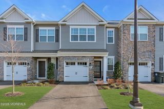 4 Chapel Lane, Wall, NJ 07753