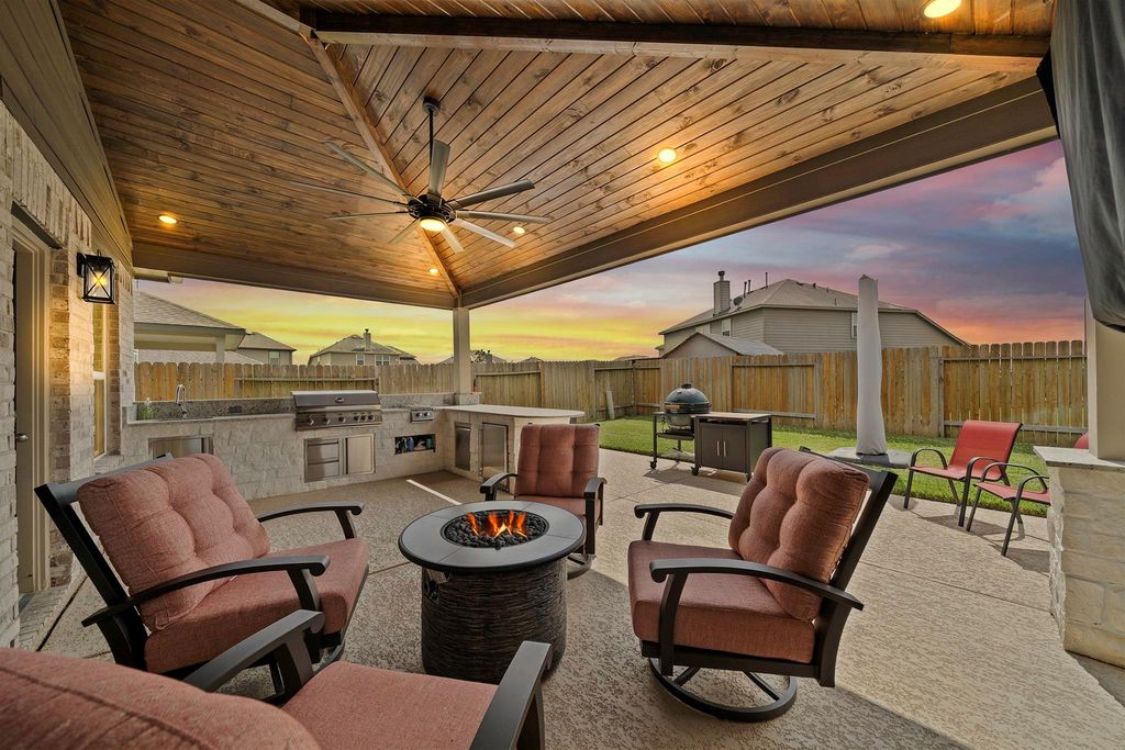 3703 Butterfly Breeze Lane, Richmond, TX 77406