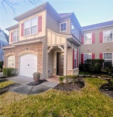 5528 Goose Pond LN, Virginia Beach, VA 23455