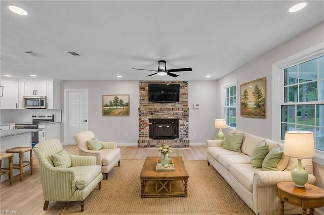 4140 Wyndybrow DR, Portsmouth, VA 23703