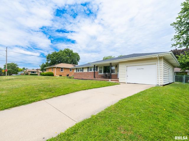 1703 W BAYWOOD Avenue, Peoria, IL 61614