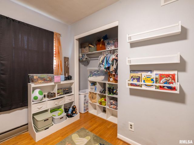 1703 W BAYWOOD Avenue, Peoria, IL 61614