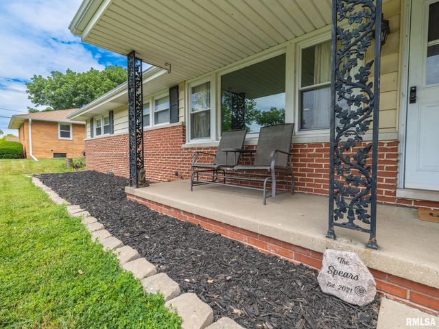 1703 W BAYWOOD Avenue, Peoria, IL 61614
