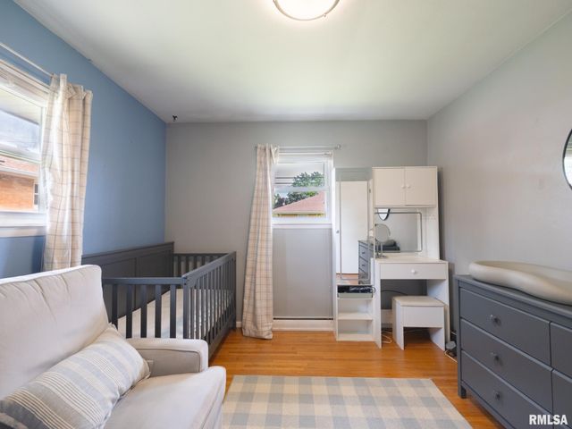 1703 W BAYWOOD Avenue, Peoria, IL 61614