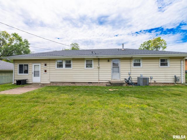 1703 W BAYWOOD Avenue, Peoria, IL 61614