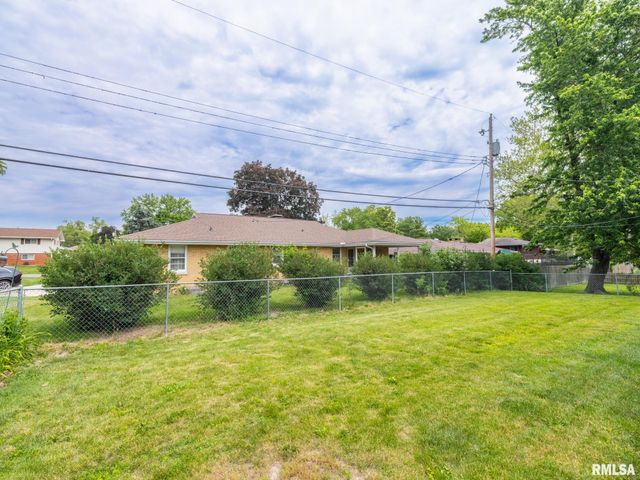 1703 W BAYWOOD Avenue, Peoria, IL 61614