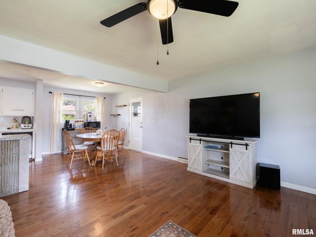 1703 W BAYWOOD Avenue, Peoria, IL 61614