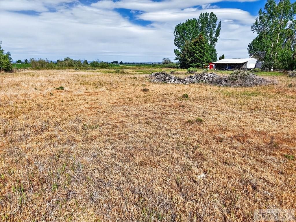 Image 31 of property listing at Address unavailable.