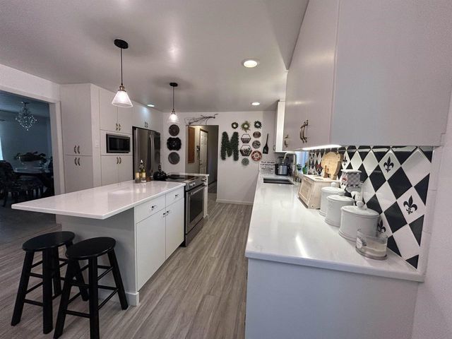 2024 N EUGENE STREET, Appleton, WI 54914